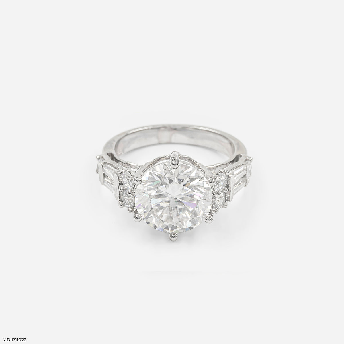 Auraya Shine Solitaire Dimaond Rings