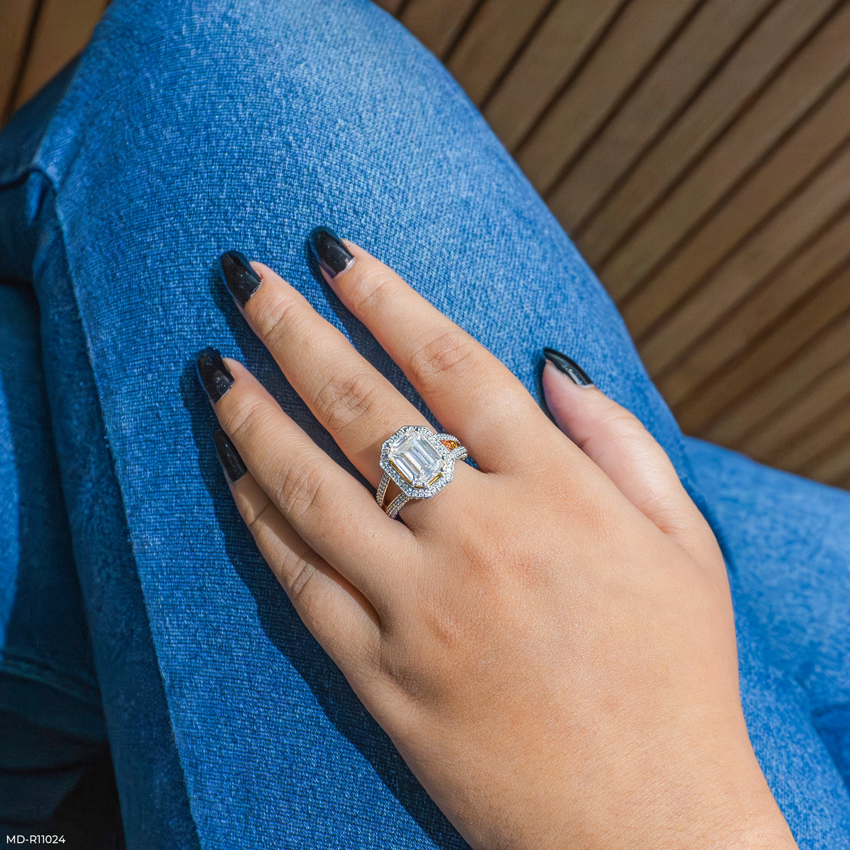 Majestic Emerald Halo Ring
