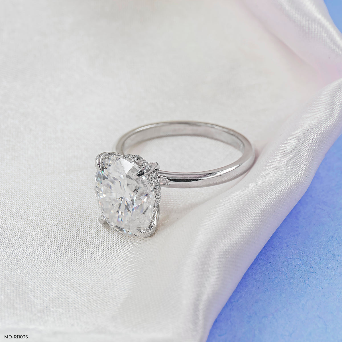 The Solitaire Oval Ring