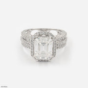 The Glacial Majesty Ring