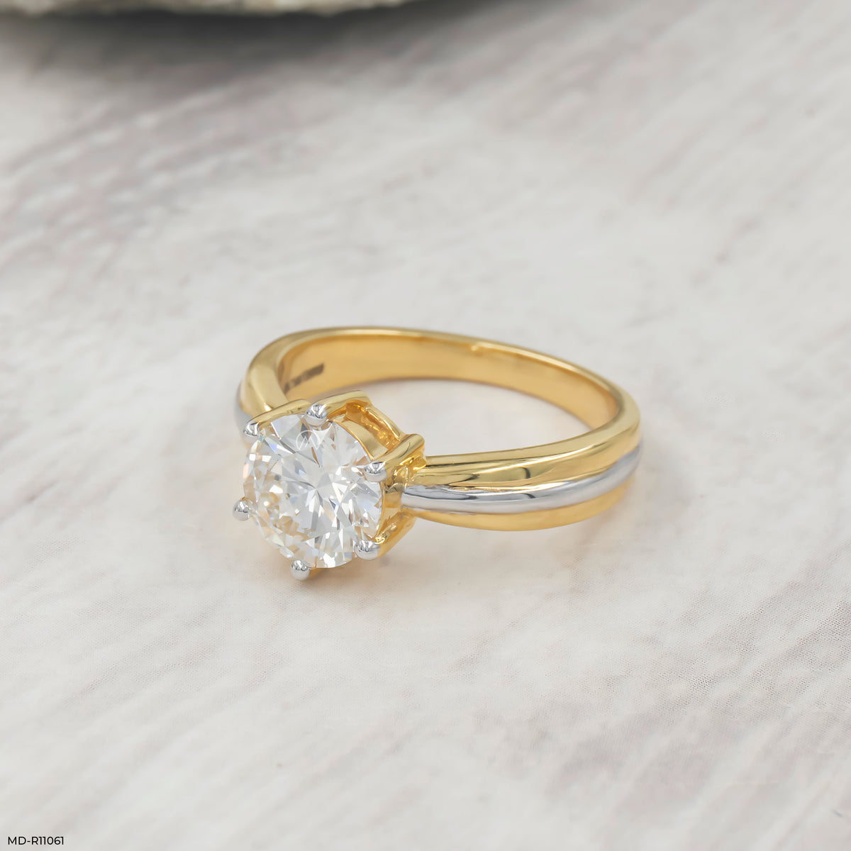 Dual Tone Radiance Ring