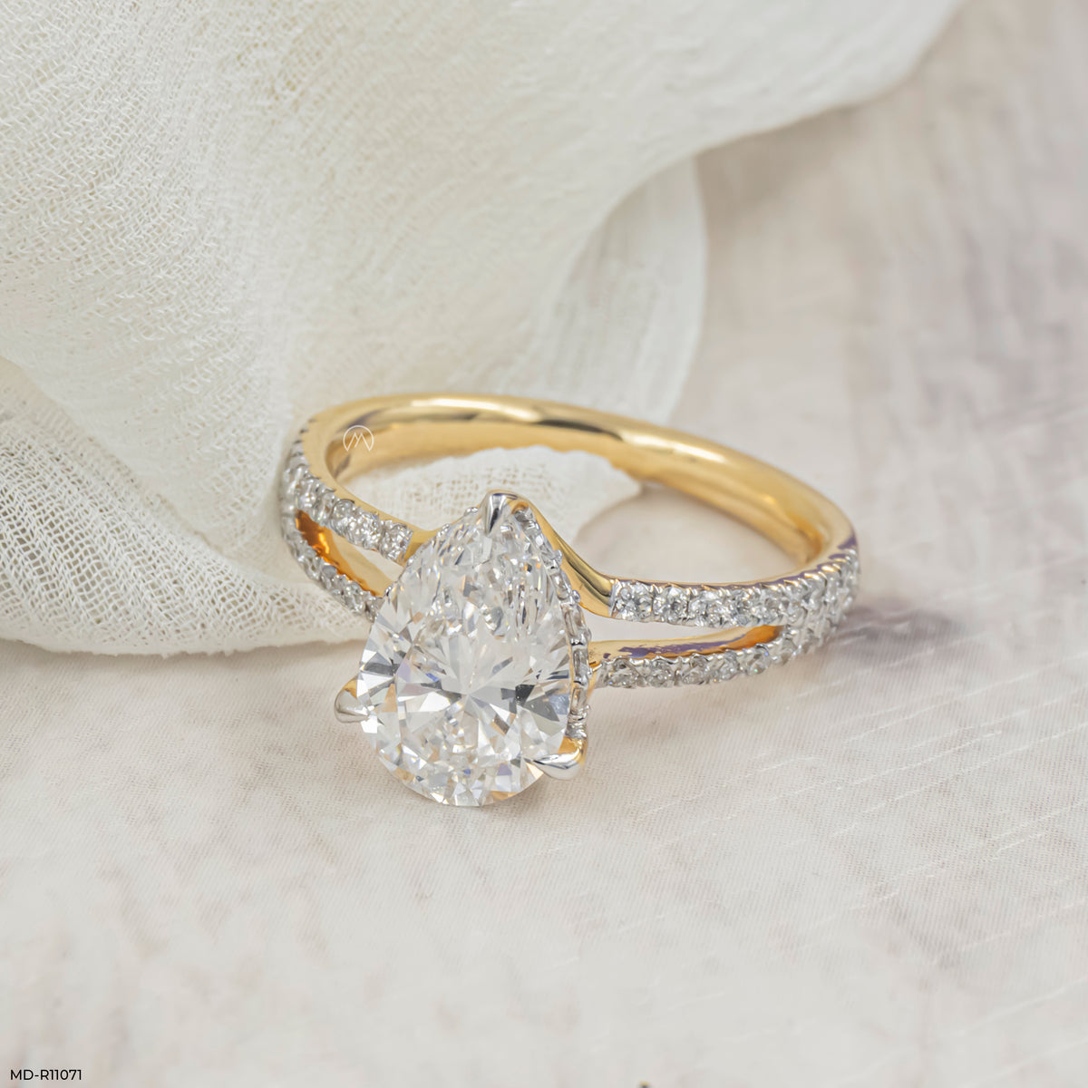 Dual Stream Pear Ring