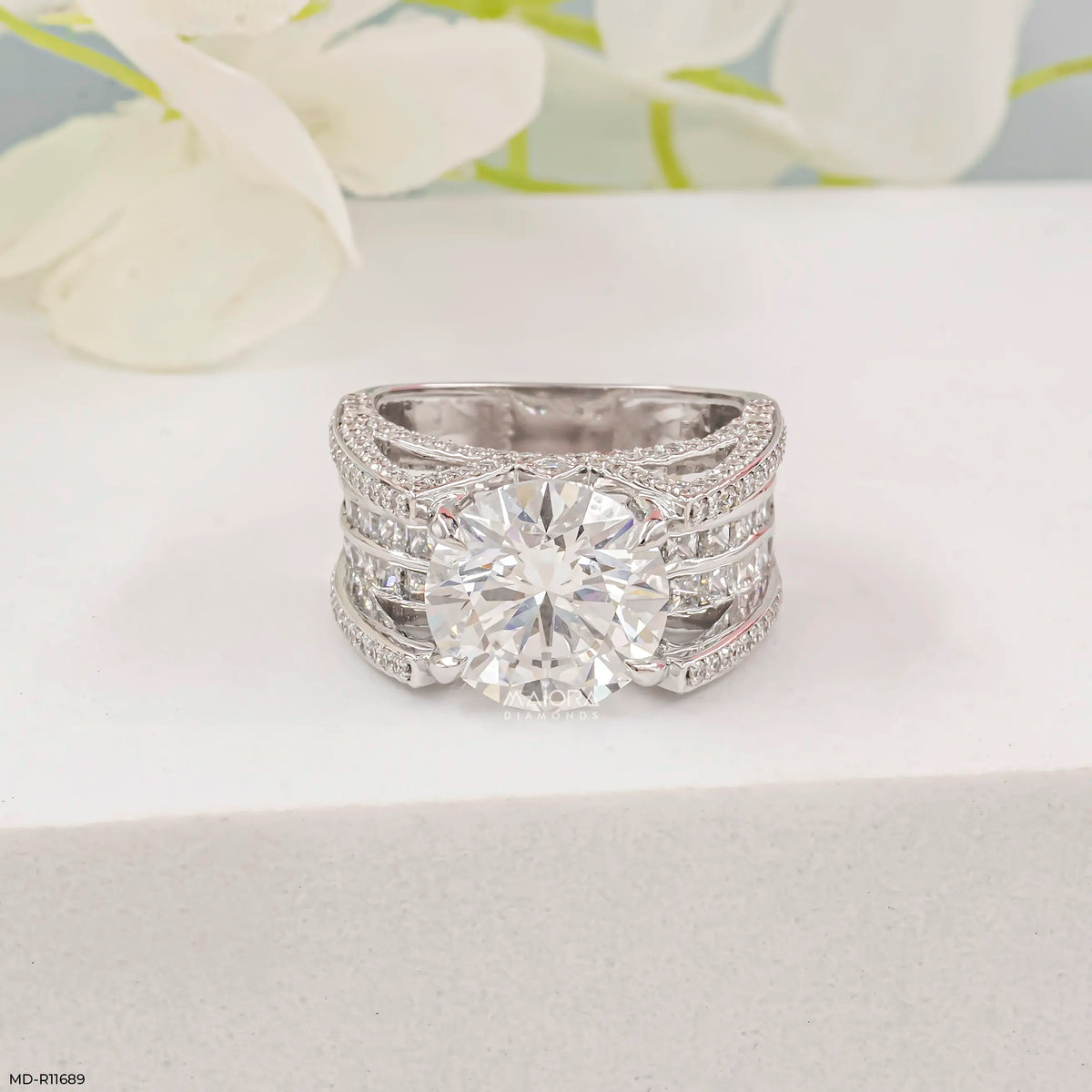 Velora Solitire Diamond Band Ring