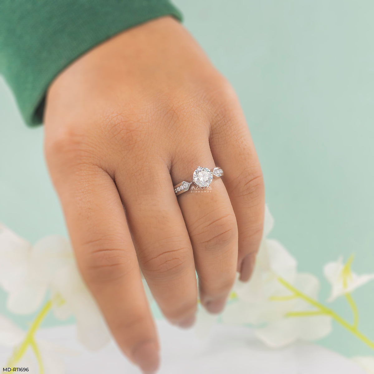 V-Sling Round Solitaire Diamond Ring