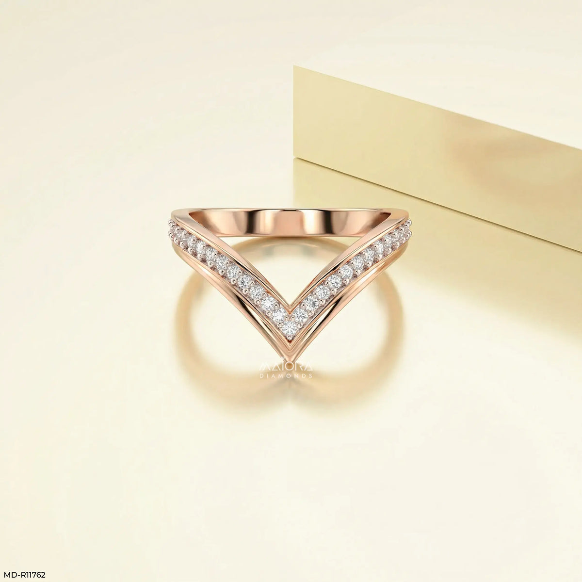Willow V Glow Vanki Diamond Ring