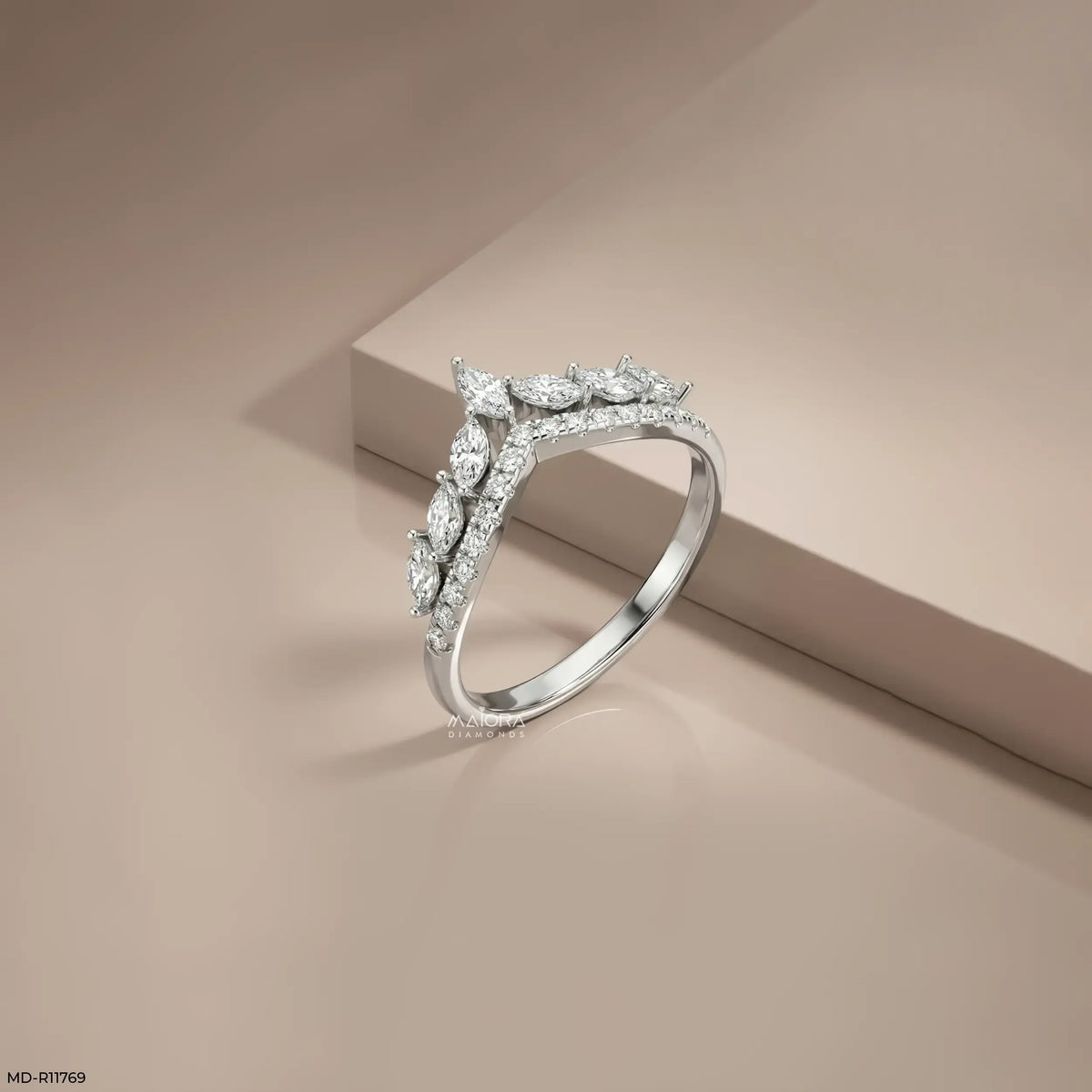 Grace Tiara Vanki Diamond Ring