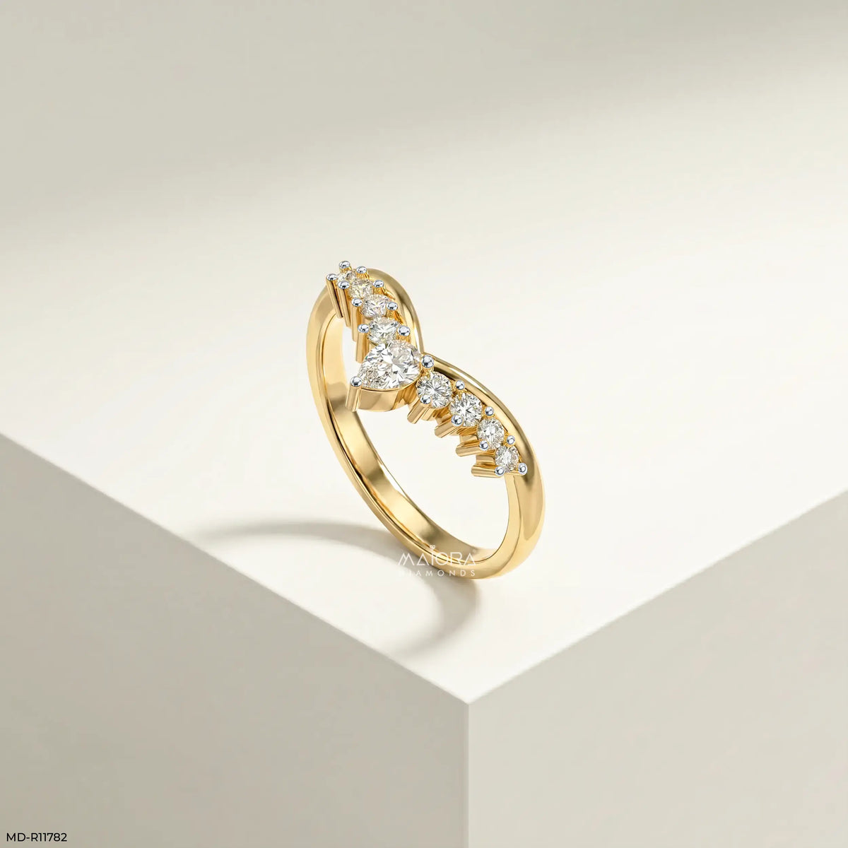 Petal Wave Vanki Diamond Ring