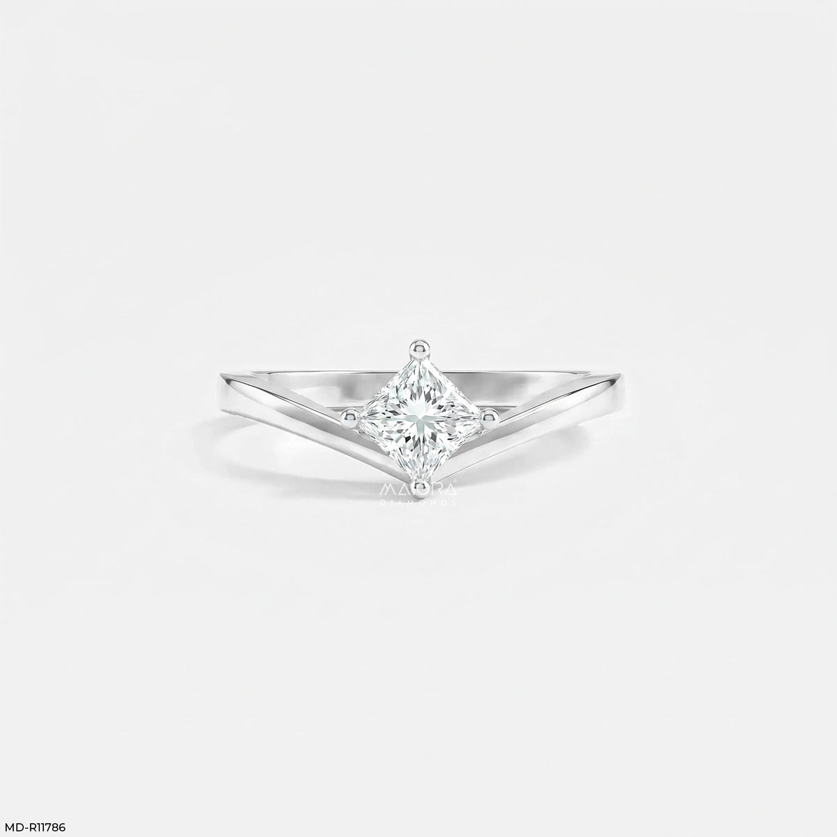 Regent Princess Solitaire Vanki Diamond Ring
