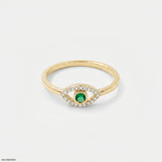 Eye Round Emerald Diamond Ring