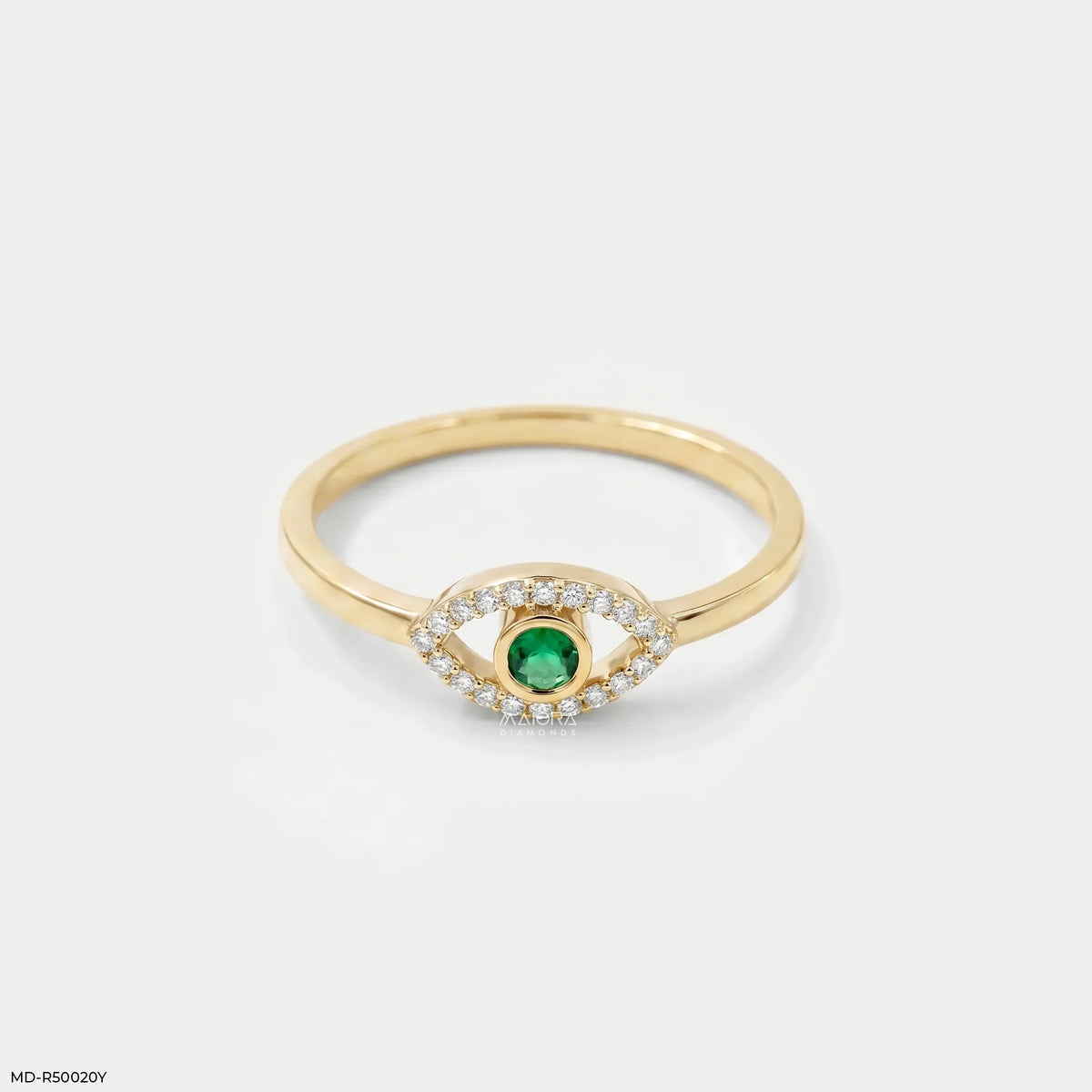 Eye Round Emerald Diamond Ring