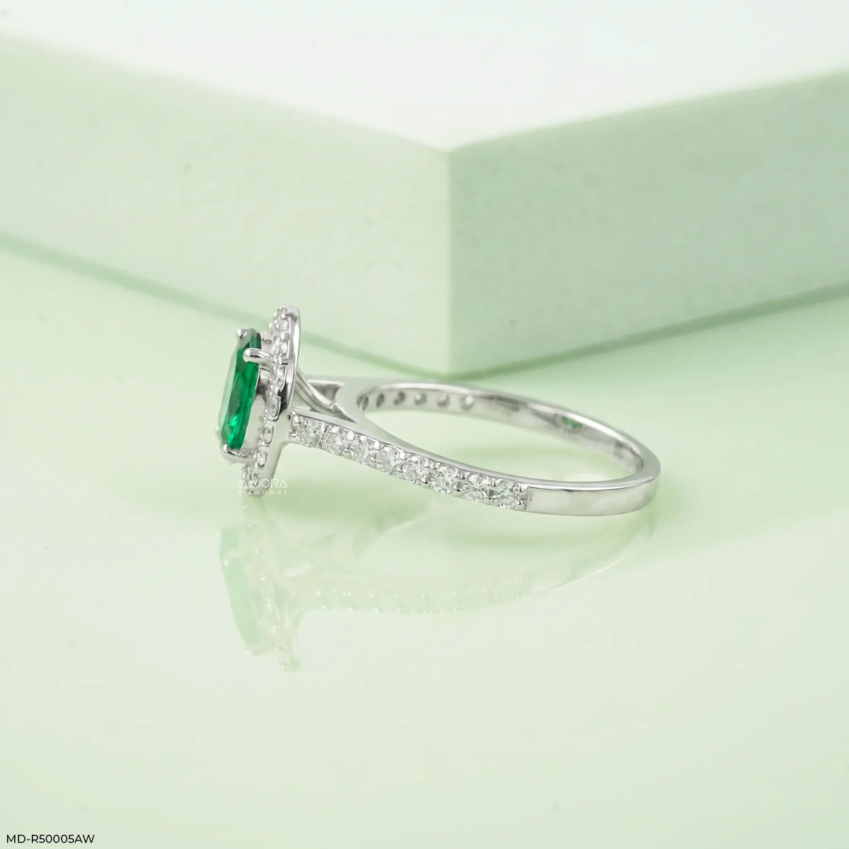 Majestic Oval Emerald Diamond Ring