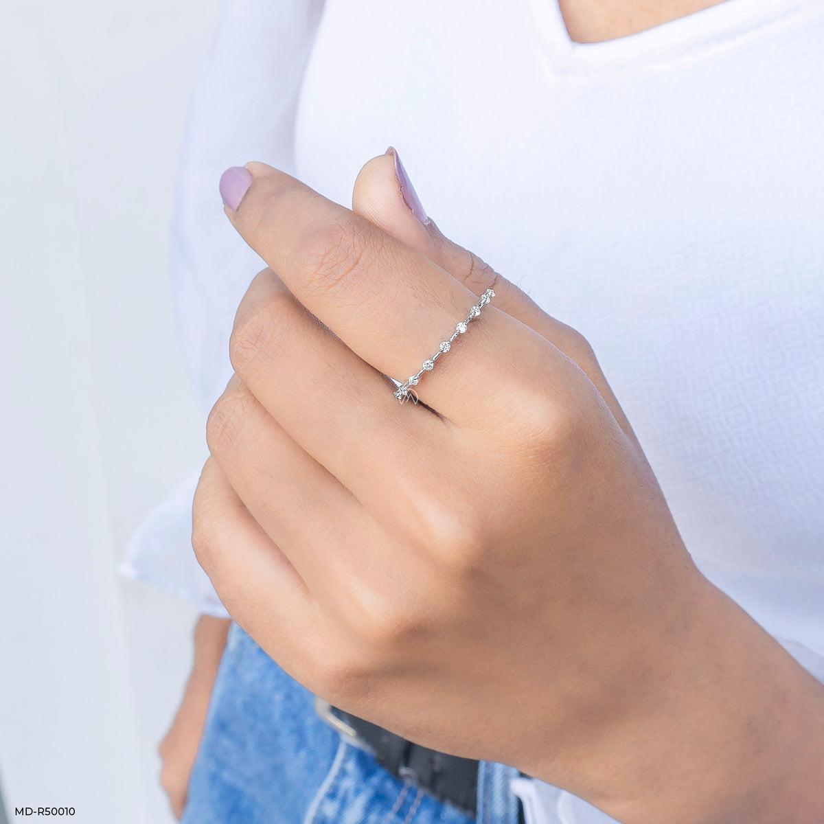 Minimal Lab Diamond Ring
