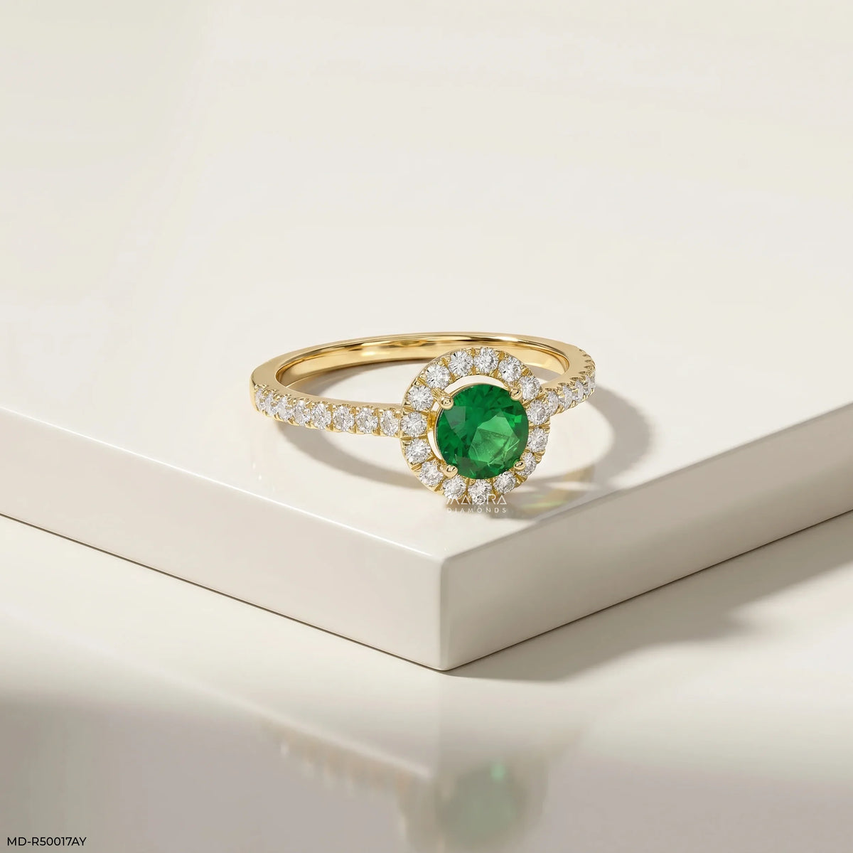 Greeny Round Emerald Diamond Ring
