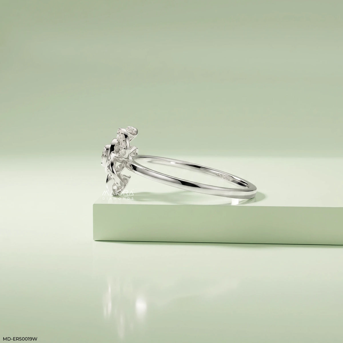 Botnical Bloom Diamond Ring