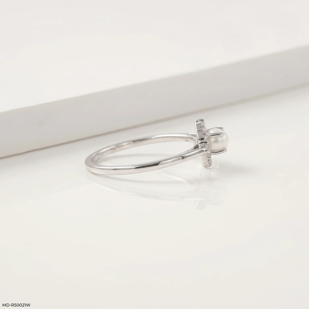 Moonlight Halo Pearl Diamond Ring