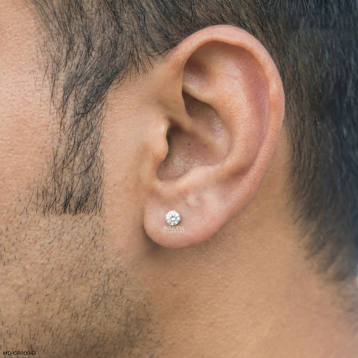 Minimalistic Solitaire Diamond Mens Stud