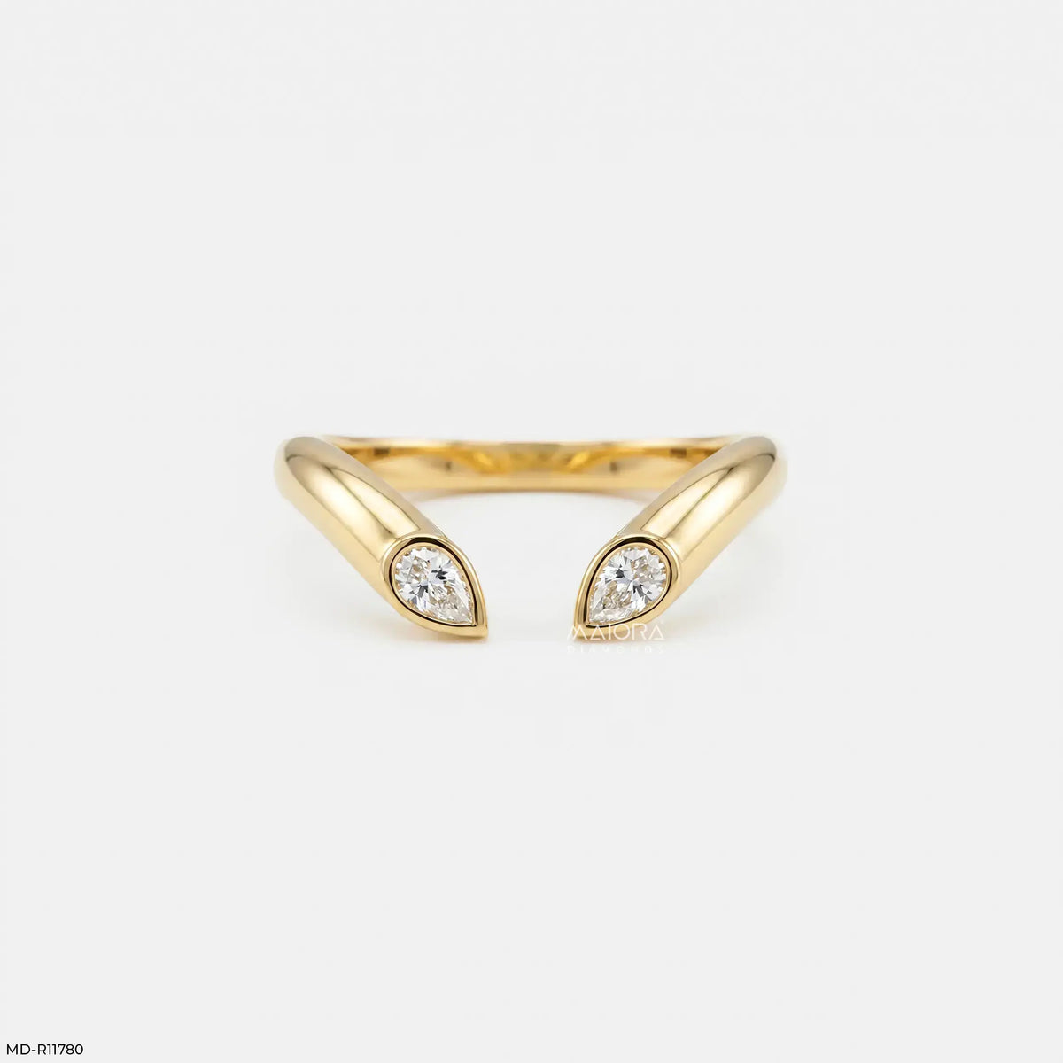 Open Cuff Flame Vanki Diamond Ring