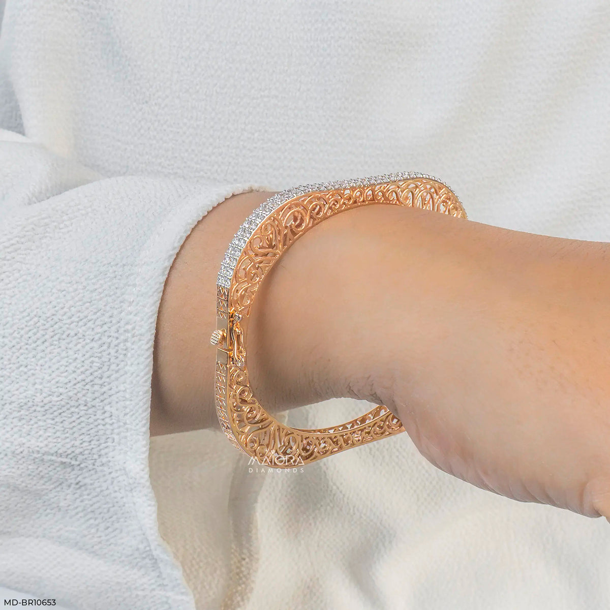 Legacy Filigree Diamond Kada Bracelet
