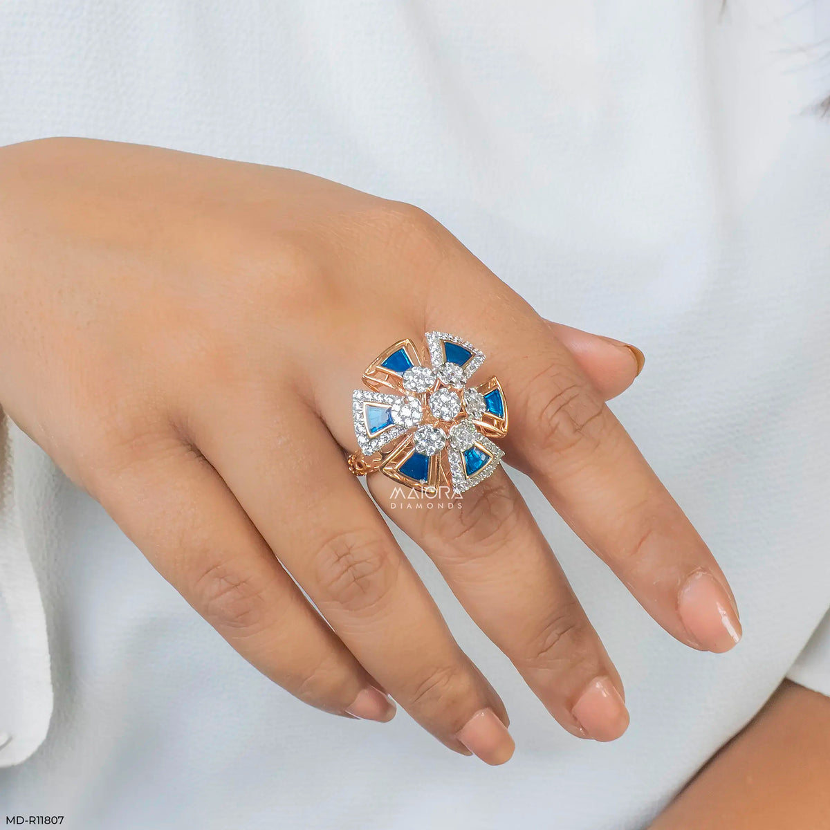 Kinetic Enameling Cluster Diamond Cocktail Ring